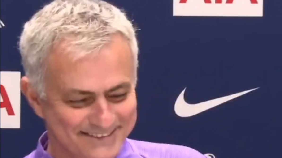 Jose Mourinho happy in the press conference: The Portuguese gives his own interview during the transfer period (video)