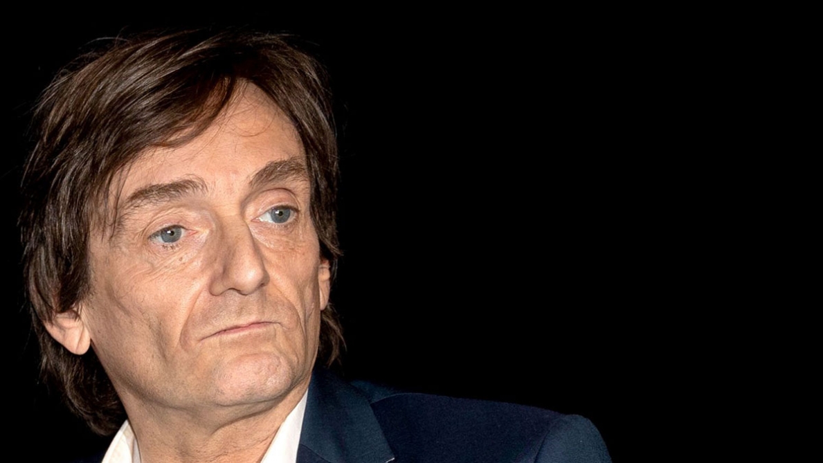 Il caso Pierre Palmed: dopo la sua controversa uscita in una discoteca, l’attore prende il comando