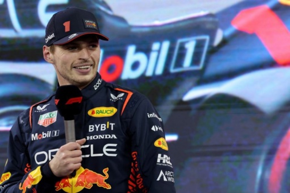 Max Verstappen arranca esta tarde la temporada 2023 en la pole position
