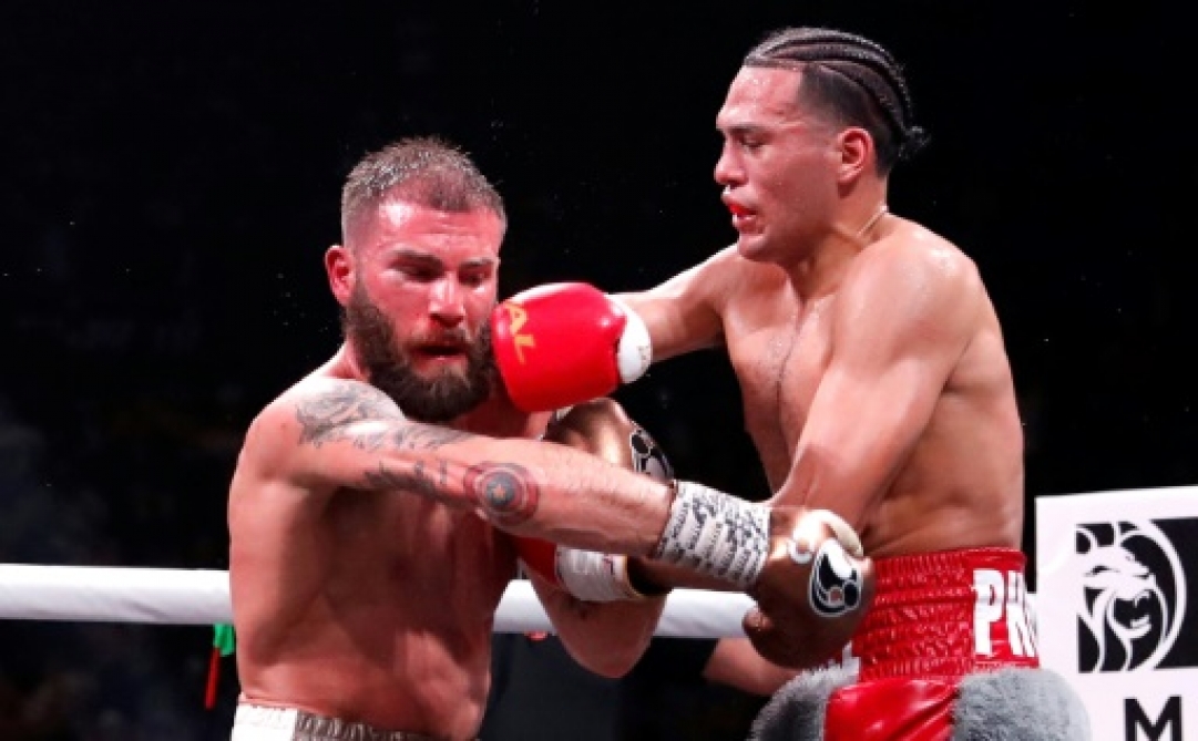 Boxeo: Benavidez supera a Plant y desafía a Canelo en peso supermediano
