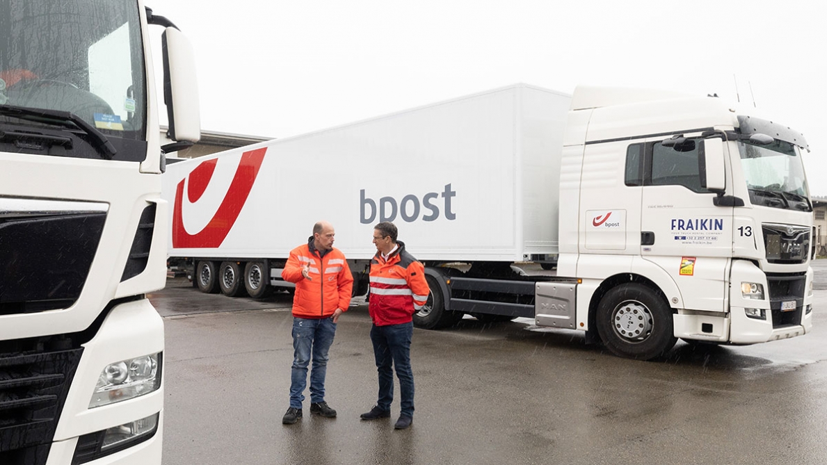 "On tente de rectifier le tir" bpost a payé des millions d'euros à des