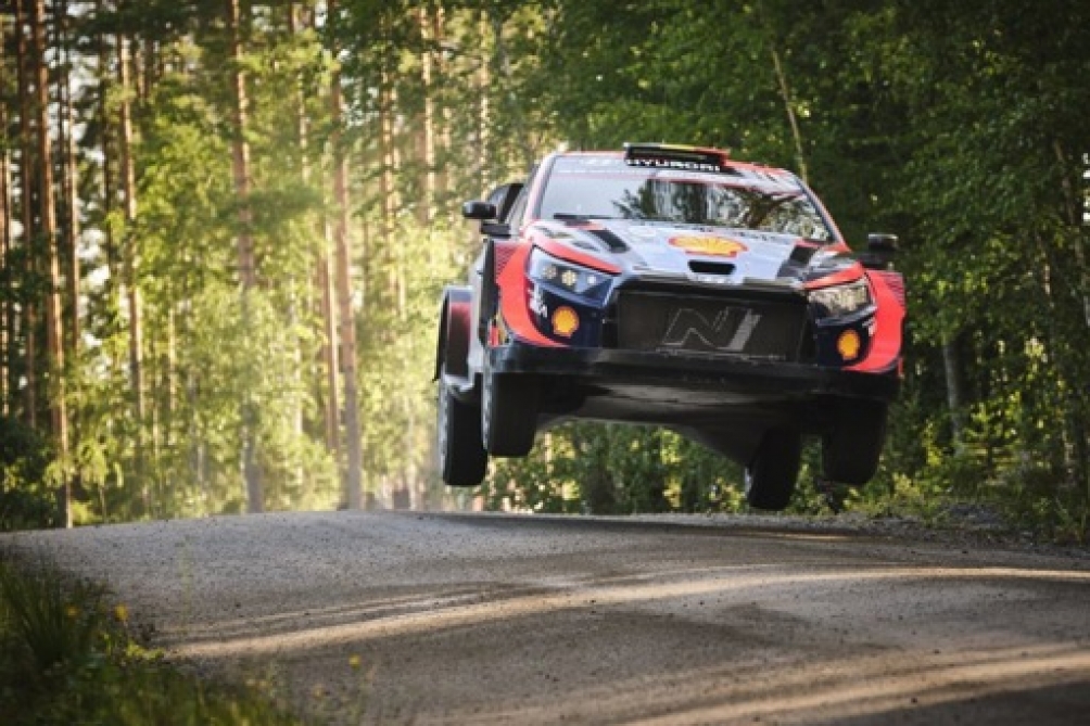 Thierry Neuville aspira a la victoria en el penúltimo encuentro de la temporada