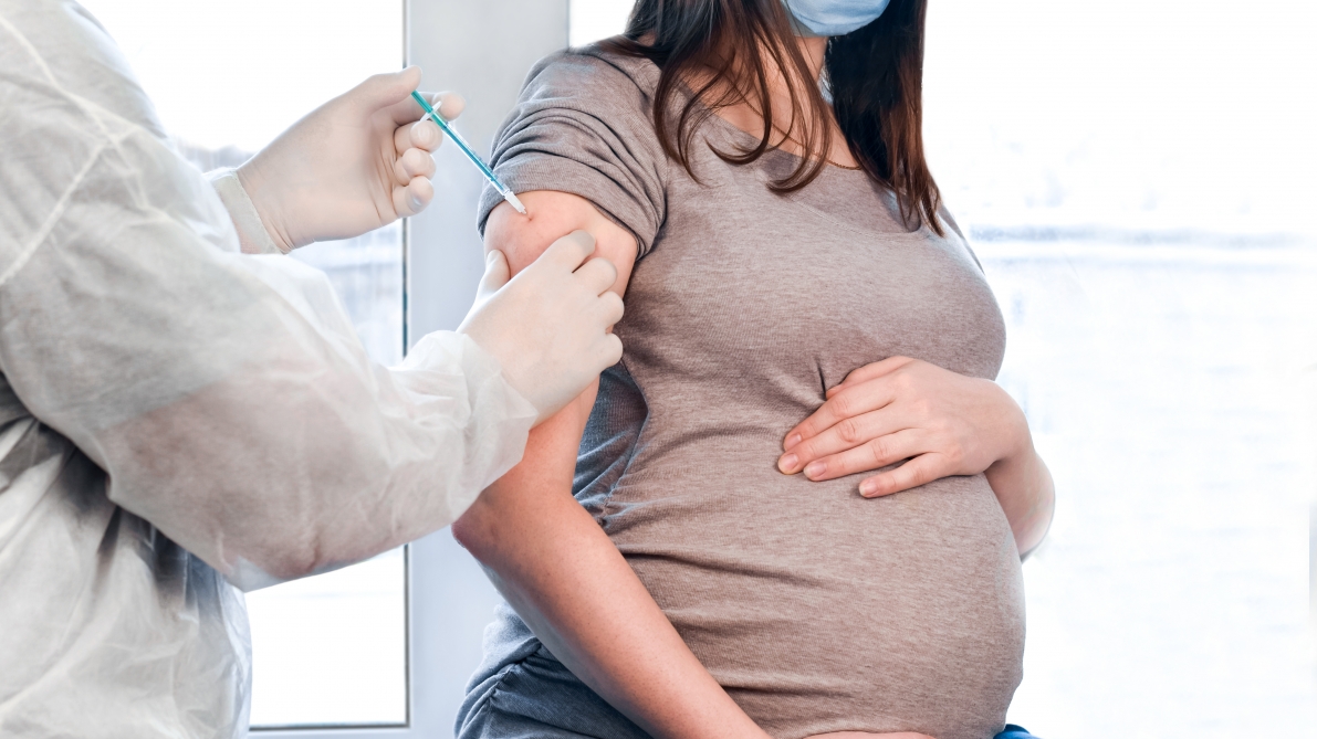 Vaccination chez les femmes enceintes : près d’une femme sur sept ne sait pas qu’il existe des vaccins recommandés pendant la grossesse