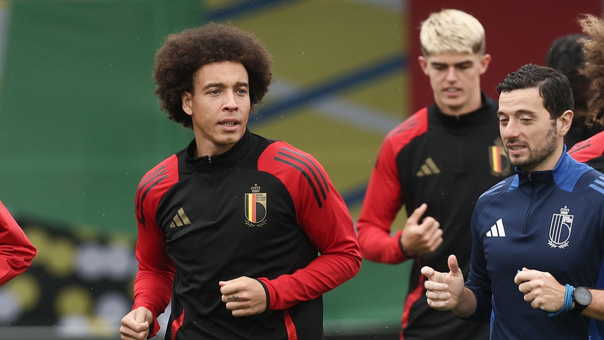 Il problema grosso: Axel Witsel sarà assente per la partita contro la Romania. “Sabato mattina verrà sottoposto a risonanza magnetica”.