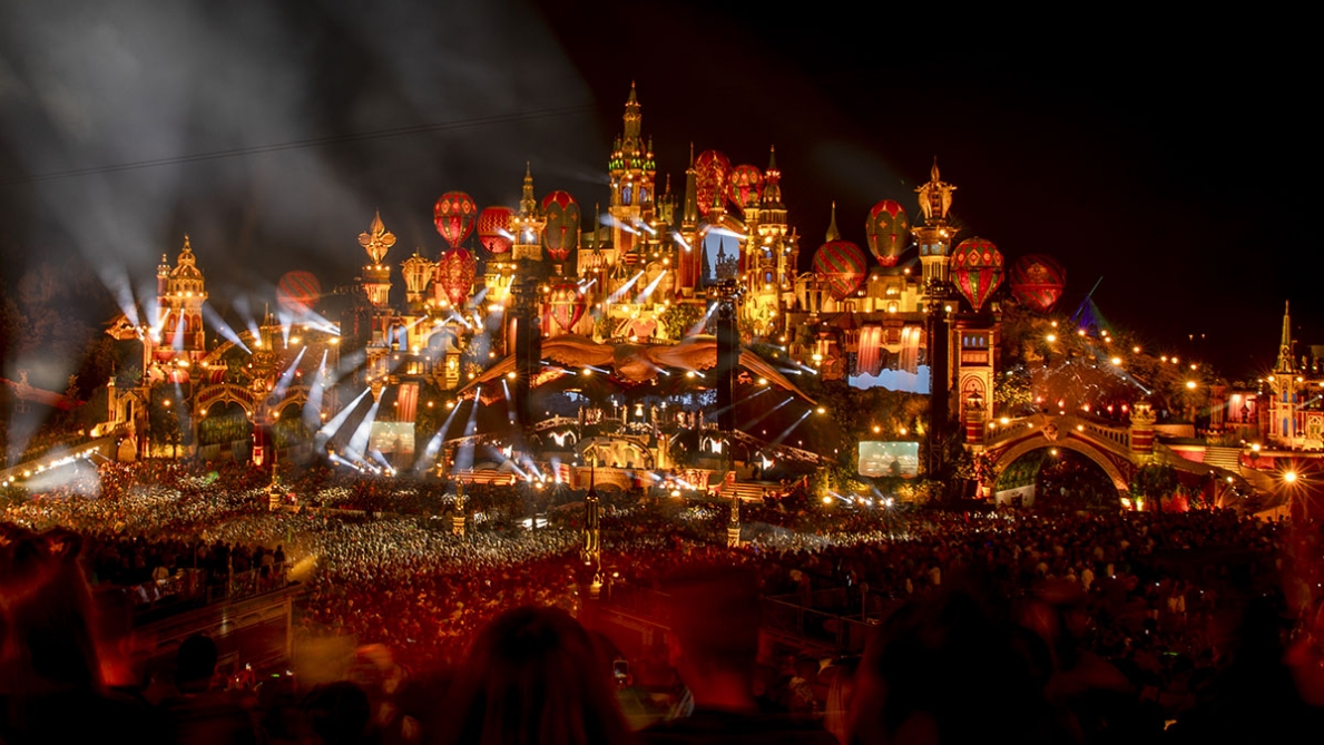 Excess Festival: scopri i folli personaggi di Tomorrowland