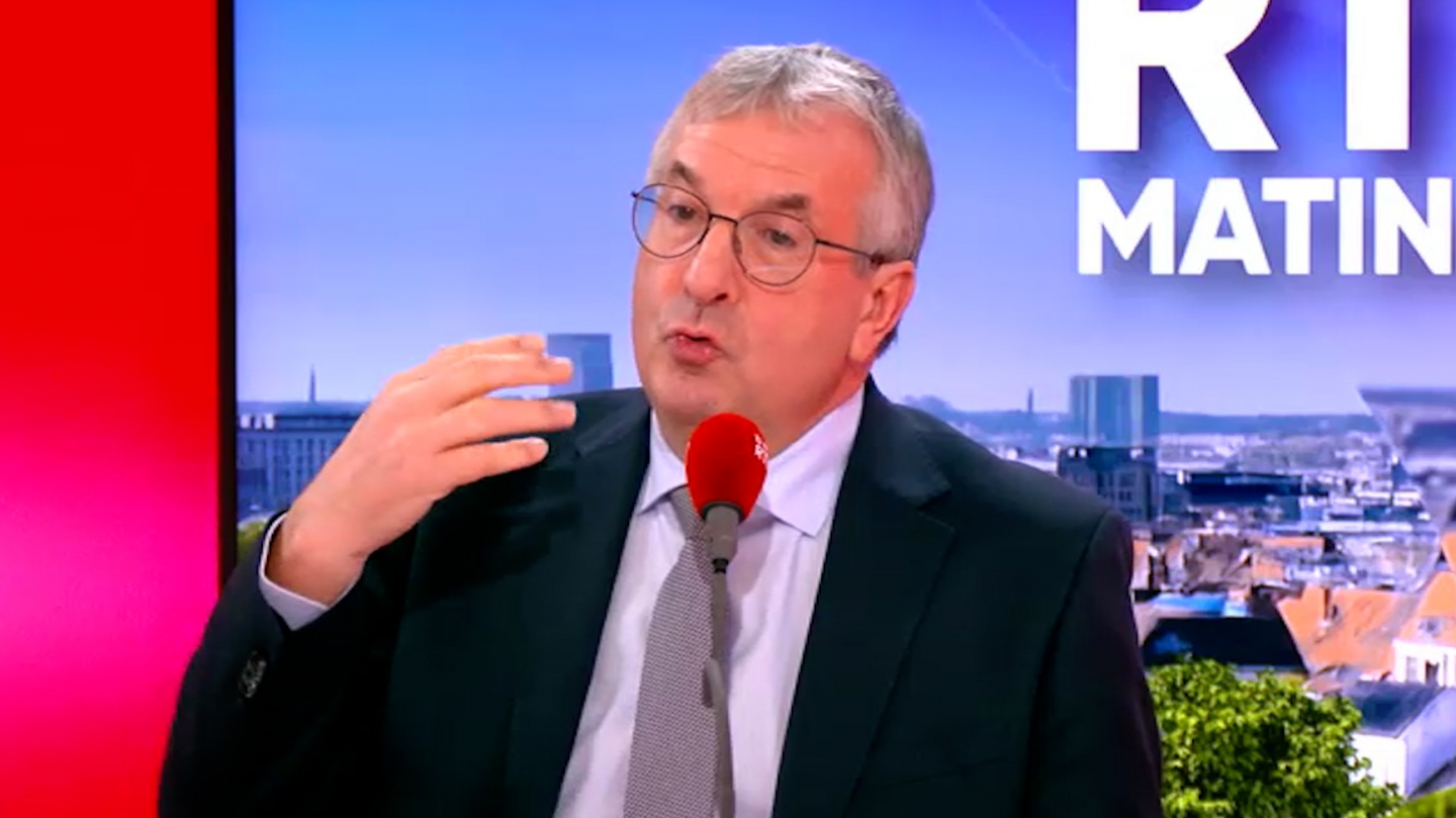 WEB invité.00_00_59_06.Still002.jpg