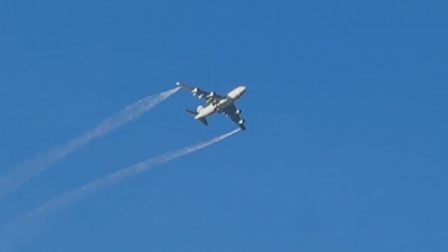 « L’avion doit se séparer de son carburant par mesure de sécurité », explique le responsable communication de Liège Airport.