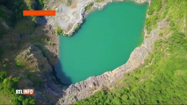 Le Lac bleu à Chanxhe, un site magnifique, est pourtant interdit d'accès