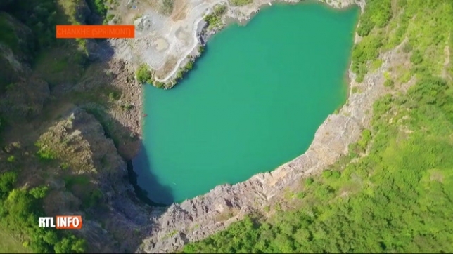 Le Lac bleu à Chanxhe, un site magnifique, est pourtant interdit d