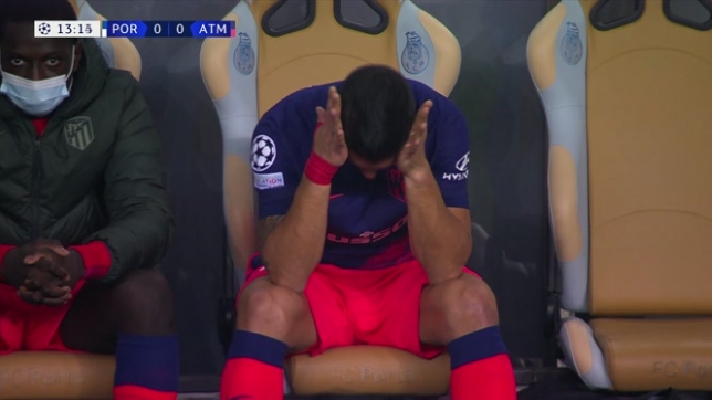 Les larmes de Luis Suarez après sa blessure