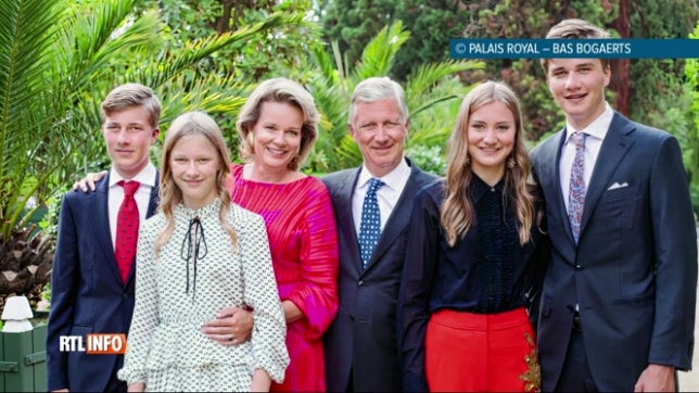 Le palais a publié ce matin une nouvelle photo de toute la famille royale