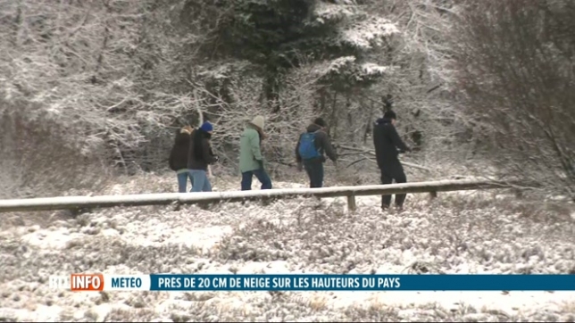 La neige est tombée sur les hauteurs de la Belgique