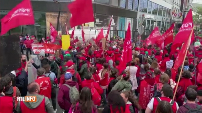 Nouvelle manifestation des enseignants ce jeudi à Liège: plusieurs centaines de personnes déjà rassemblées