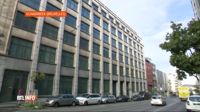 700 sans papiers occupent illégalement un bâtiment à Schaerbeek