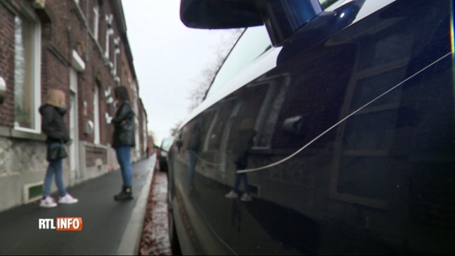 Au moins 80 véhicules vandalisés au cutter à Gosselies ce weekend