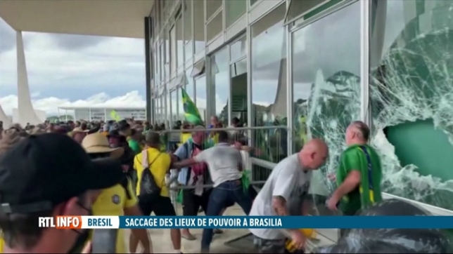 Brésil: des partisans de Jaïr Bolsonaro ont pris d