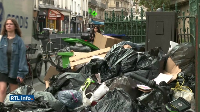 Ramassage des poubelles à Paris: suspension de la grève des éboueurs