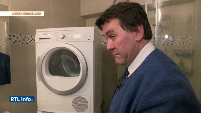 La machine à laver de Marc tombe en panne, la réparer lui reviendrait plus cher que de la remplacer: comment l