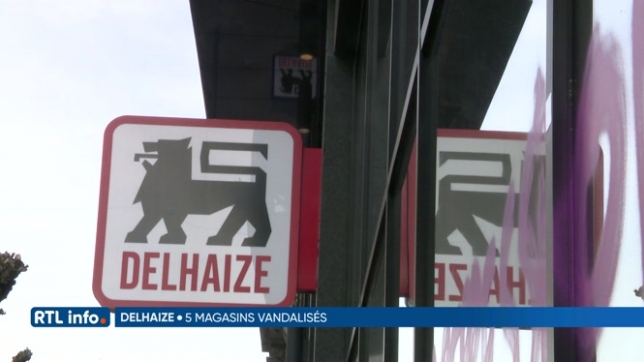 Les entrées de 5 magasins Delhaize à Bruxelles ont été vandalisées