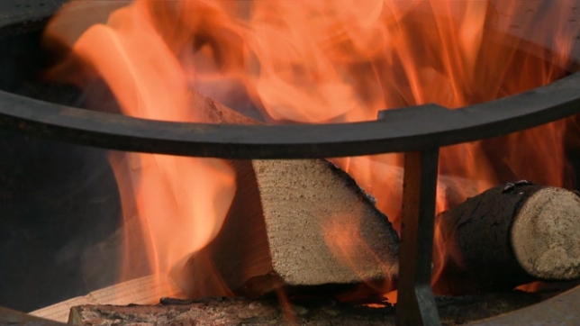Ça envoie une notification quand la viande est prête: barbecue 2.0 ou bon vieux charbon de bois pour nos grillades?