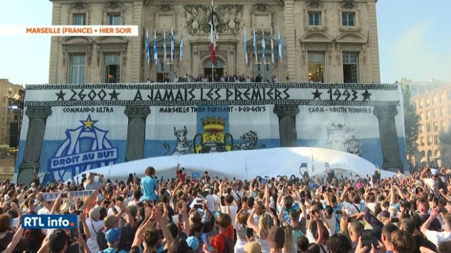 Folle ambiance à Marseille pour les 30 ans de la victoire de l