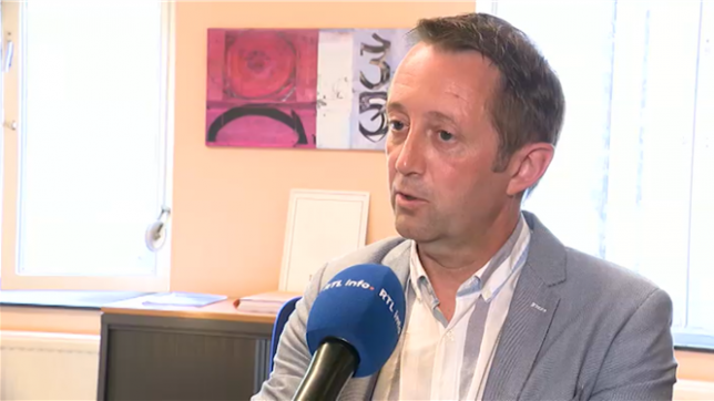 Drame à Tournai: un nouveau-né retrouvé mort sur le parking d