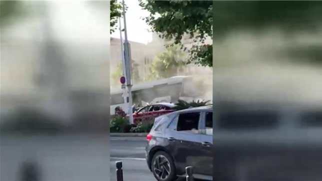Accident entre deux bus à Cannes: plusieurs dizaines de blessés
