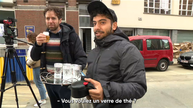 Vous voulez un verre de thé?: un habitant de Schaerbeek fait preuve de générosité envers les journalistes