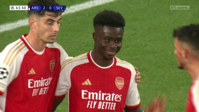 Arsenal-Sévile: le but de Saka