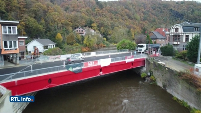 Inondations en Wallonie: le pont de Prayon est rouvert à Trooz