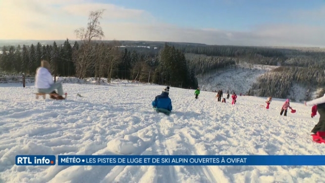 Affluence de touristes à Ovifat dans le but de profiter de la neige