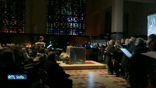 Concert de 100 choristes à Schaerbeek en solidarité avec les sans-abris