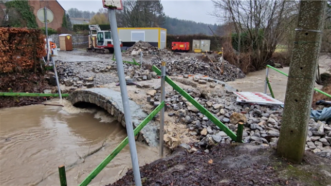 Un village du Hainaut en proie aux inondations à cause d