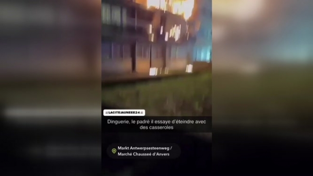 Gros incendie à Bruxelles: un immeuble d