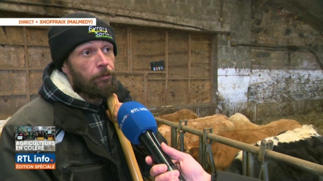 Manifestation des agriculteurs: Mathieu Langer est en direct d
