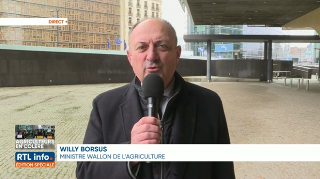 Grogne des agriculteurs: le ministre wallon Willy Borsus est en direct