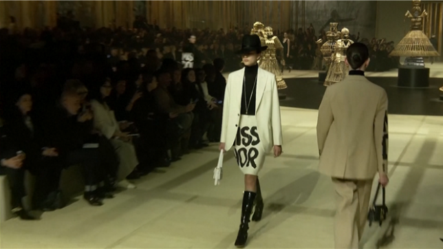 La maison Dior rend hommage à sa Miss lors de son défilé à la Fashion Week de Paris