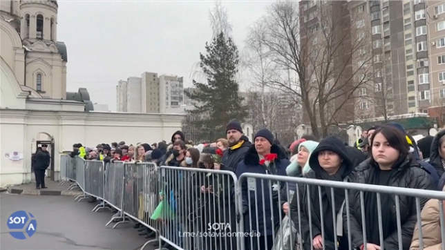 Moscou: rassemblement sous haute surveillance pour les funérailles d