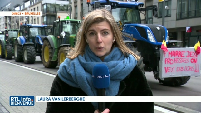 Des agriculteurs manifestent devant le SPF Economie à Bruxelles