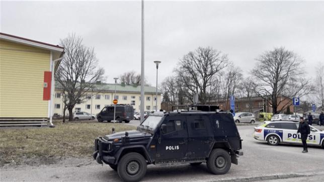 Tirs dans une école en Finlande: au moins 3 mineurs blessés, une personne arrêtée