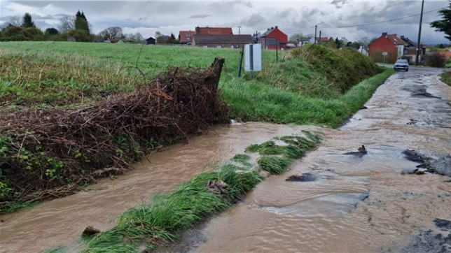 Fortes pluies ce jeudi en début de journée: quelques inondations dans le Hainaut