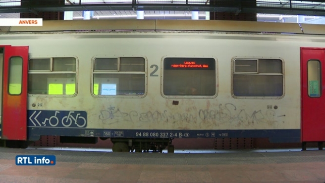 Anvers: une femme de 69 ans a été poignardée dans un train en gare