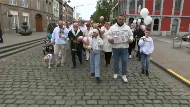 Marche blanche en la mémoire de Cathy Dubois: plus de 2.000 personnes se sont rassemblées à Tournai
