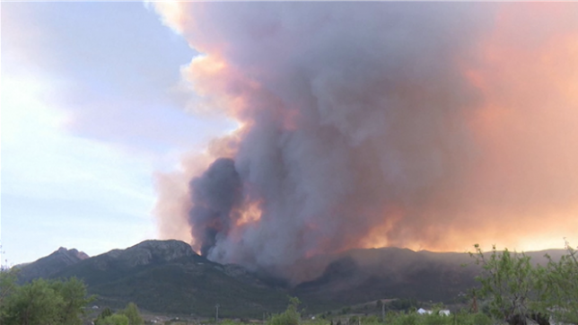 Violents feux de forêt à Tarbena, dans le sud de l