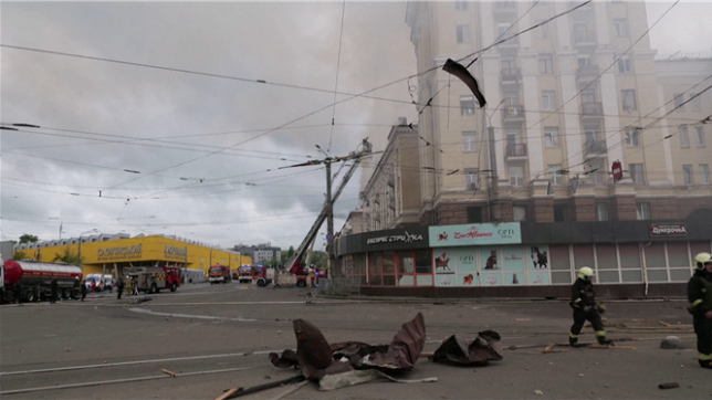 Au moins huit morts dans des frappes russes à Dnipropetrovsk en Ukraine