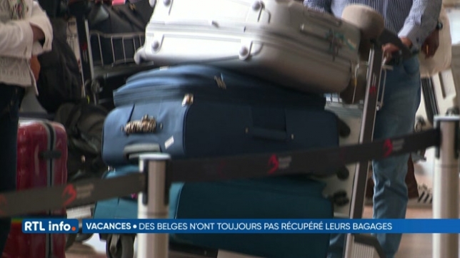 Des vacanciers toujours sans bagages après la panne à Brussels Airport