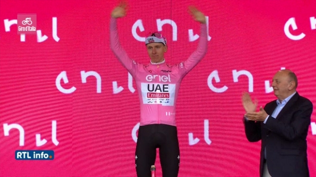 Tadej Pogacar remporte la 2e étape du Giro et enfile le maillot rose