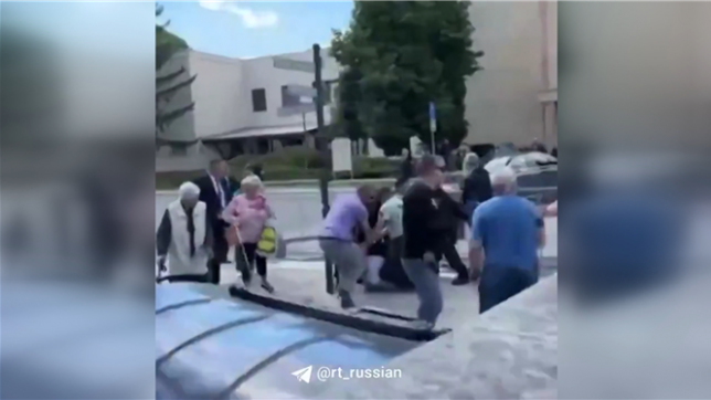 Le Premier ministre slovaque blessé par balles: il est entre la vie et la mort