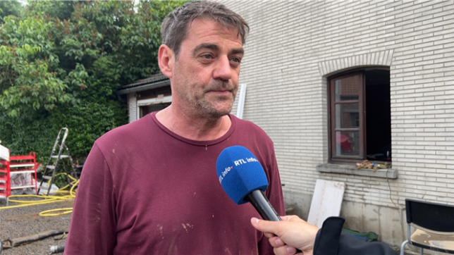 Inondations à Liège: les habitants démunis face aux pluies