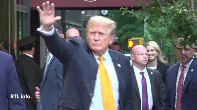 Première journée de délibérations au procès pénal historique de Donald Trump